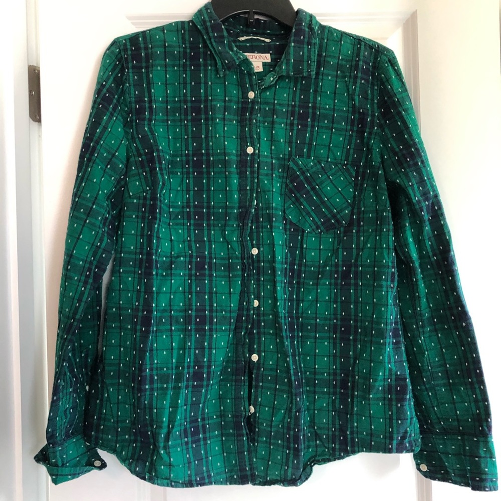 Button down collar shirt